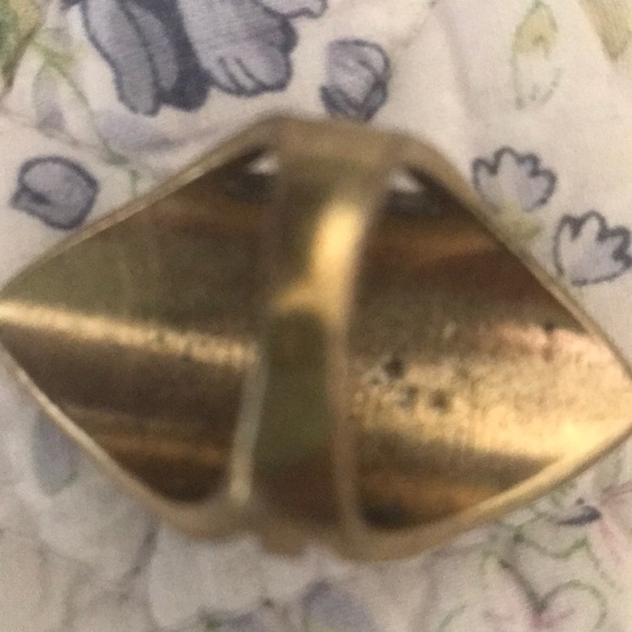 Beautiful statement ring - Picture 3 of 3